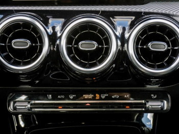 Mercedes-Benz A 200 Limousine Style Park-Paket Sitzheizung