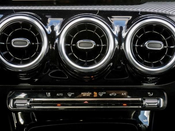 Mercedes-Benz A 200 Limousine Style MBUXNavi Rückfahrkamera