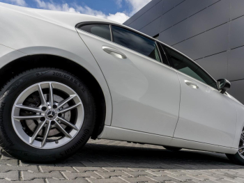 Mercedes-Benz A 200 Limousine Style MBUXNavi Rückfahrkamera