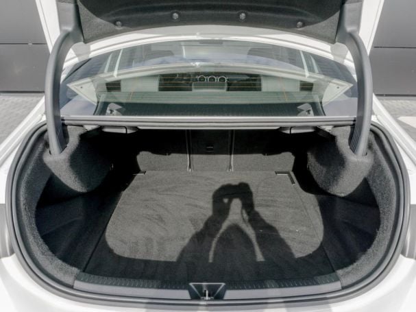 Mercedes-Benz A 200 Limousine Style MBUXNavi Rückfahrkamera