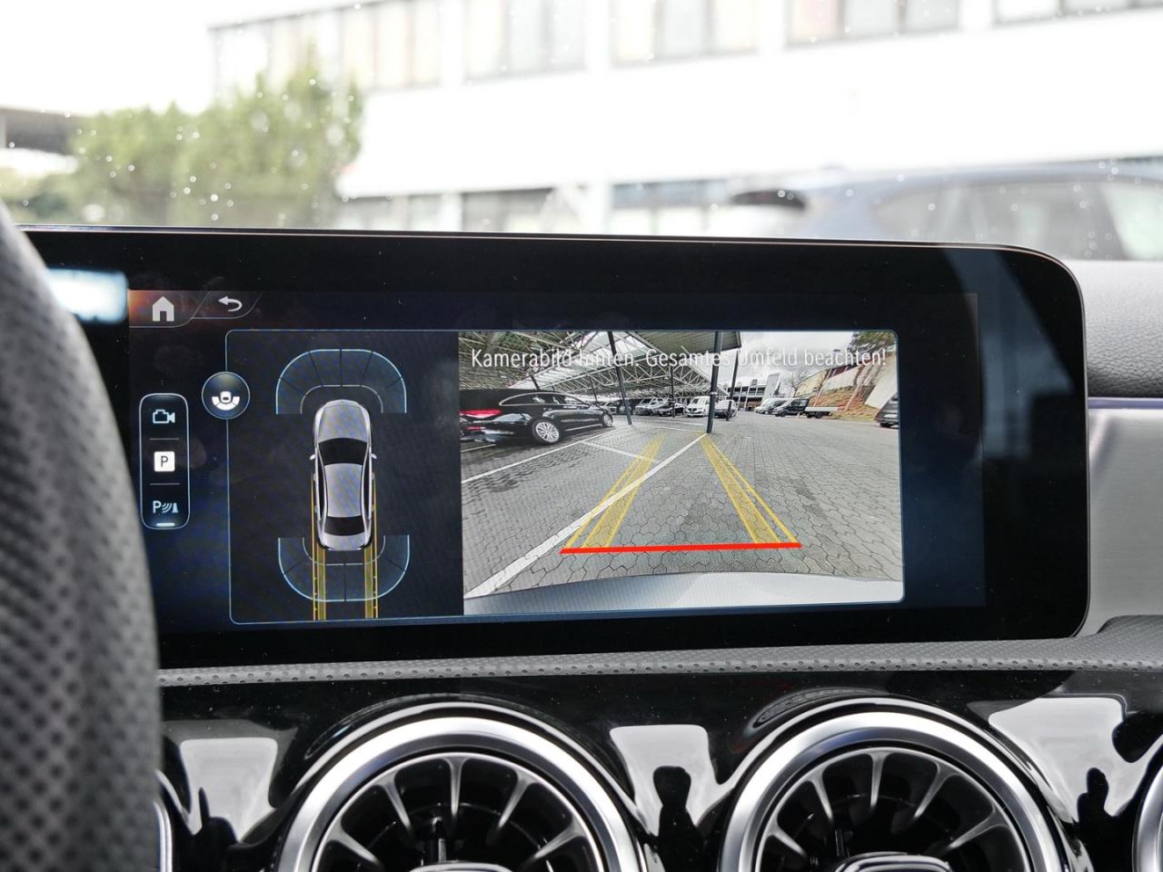 Mercedes-Benz A 220 d Limousine AMG MBUX Navi-Prem. Kamera SHZ