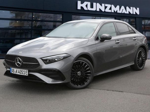 Mercedes-Benz A 250 e Limousine AMG Night MBUX Navi Panorama