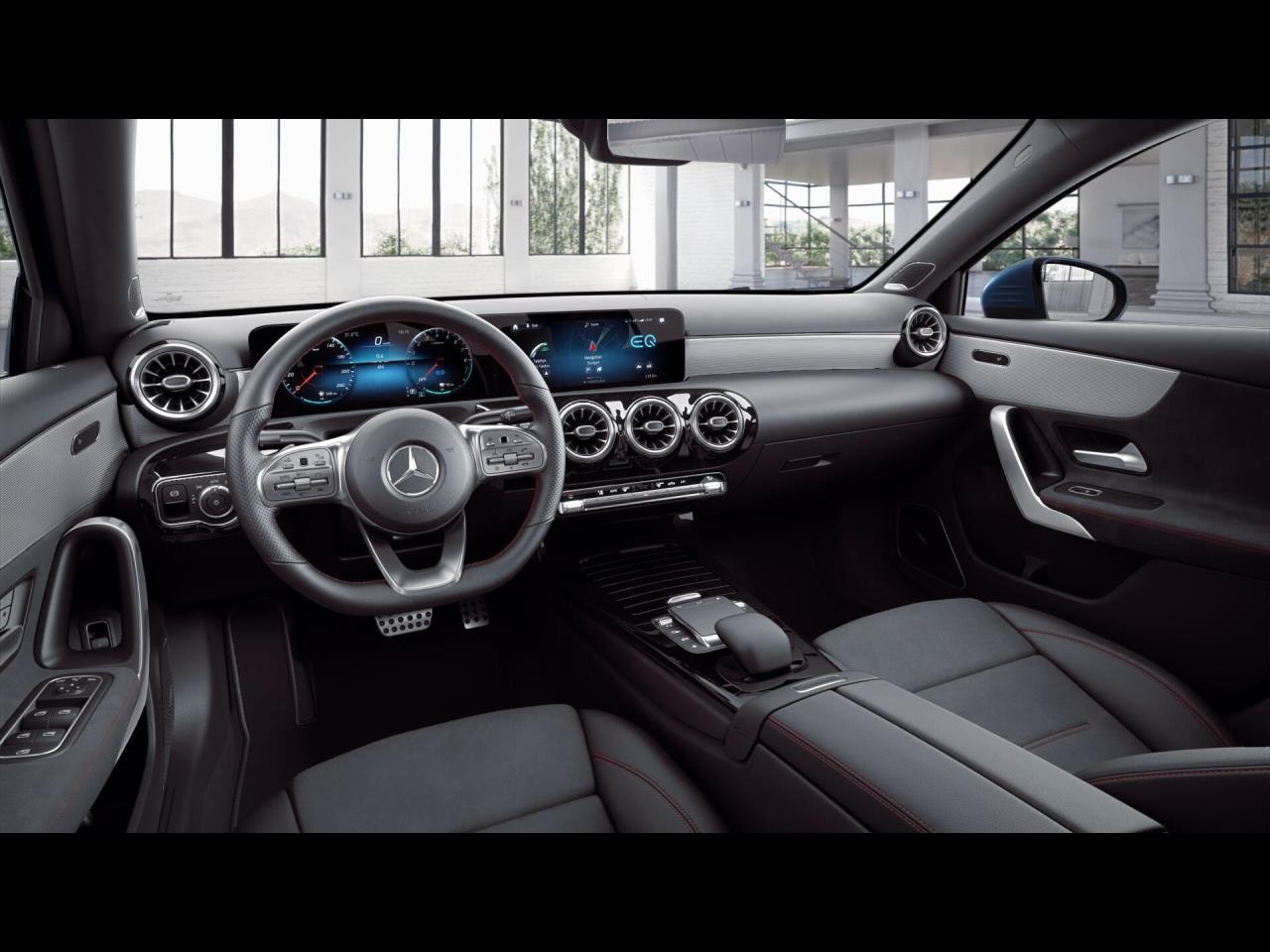 Mercedes-Benz A 250 e Limousine AMG Distronic Panorama 360°