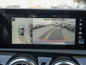 Mercedes-Benz A 250 e Limousine AMG Night Panorama 360° SpurP