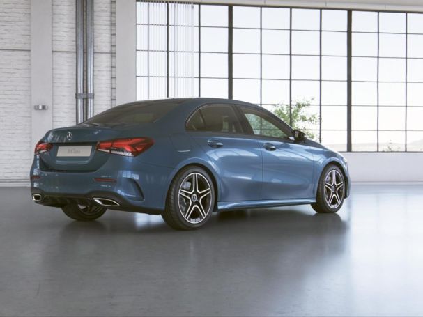 Mercedes-Benz A 250 e Limousine AMG Night Panorama 360° SpurP