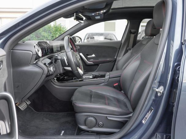 Mercedes-Benz A 250 e Limousine AMG Night Panorama 360° SpurP