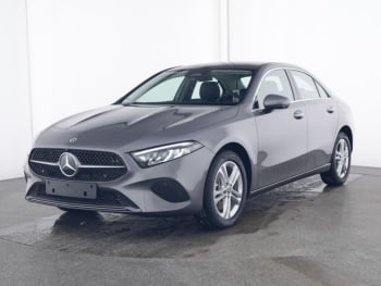 Mercedes-Benz A 250 e Limousine Progressive MBUX Navi Panorama