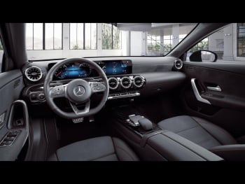 Mercedes-Benz A 250 e Limousine AMG Night MBUX Navi 360°