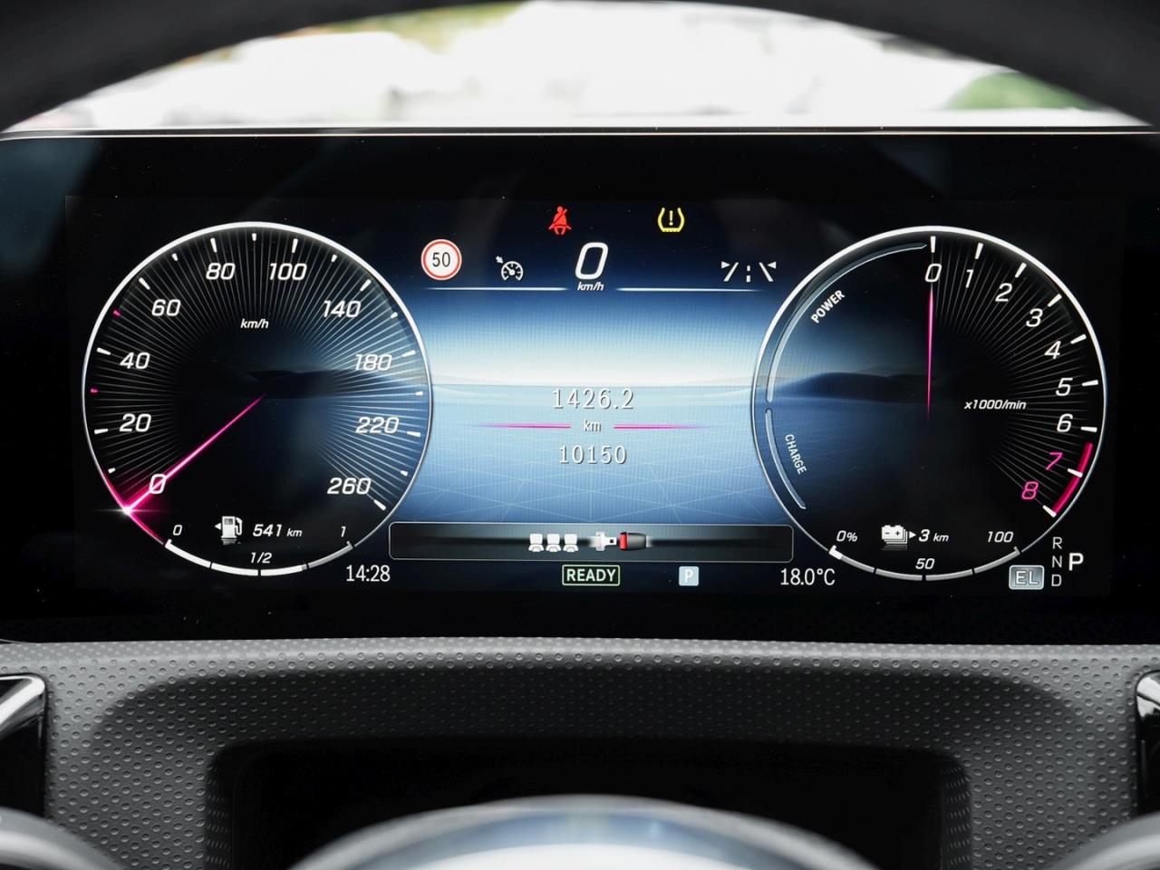 Mercedes-Benz A 250 e Limousine Progressive NP 51.878 Panorama Mercedes-Benz A 250 e Limousine Progressive NP 51.878 Panorama