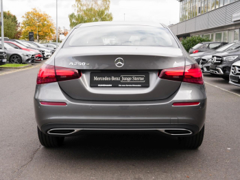 Mercedes-Benz A 250 e Limousine Progressive NP 51.878 Panorama Mercedes-Benz A 250 e Limousine Progressive NP 51.878 Panorama