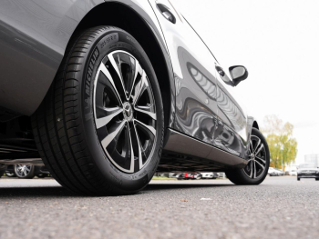 Mercedes-Benz A 250 e Limousine Progressive NP 51.878 Panorama Mercedes-Benz A 250 e Limousine Progressive NP 51.878 Panorama