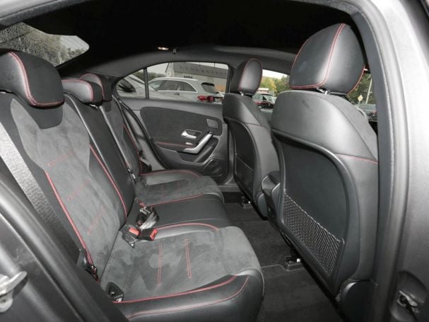 Mercedes-Benz A 250 e Limousine AMG Night Navi Panorama Kamera