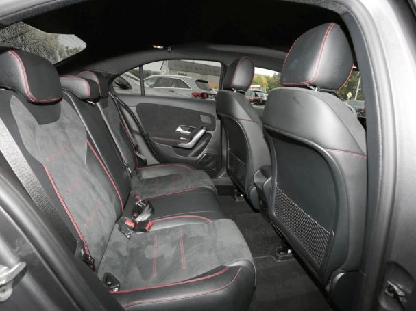 Mercedes-Benz A 250 e Limousine AMG Night Navi Panorama Kamera Mercedes-Benz A 250 e Limousine AMG Night Navi Panorama Kamera