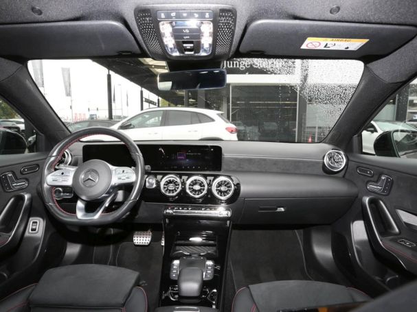 Mercedes-Benz A 250 e Limousine AMG Night Navi Panorama Kamera