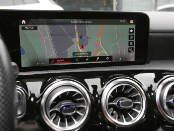 Mercedes-Benz A 250 e Limousine AMG Night Navi Panorama Kamera Mercedes-Benz A 250 e Limousine AMG Night Navi Panorama Kamera