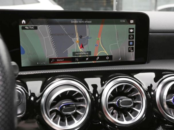 Mercedes-Benz A 250 e Limousine AMG Night Navi Panorama Kamera