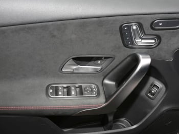 Mercedes-Benz A 250 e Limousine AMG Night Navi Panorama Kamera Mercedes-Benz A 250 e Limousine AMG Night Navi Panorama Kamera