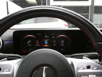 Mercedes-Benz A 250 e Limousine AMG Night Navi Panorama Kamera Mercedes-Benz A 250 e Limousine AMG Night Navi Panorama Kamera