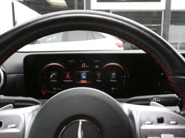 Mercedes-Benz A 250 e Limousine AMG Night Navi Panorama Kamera