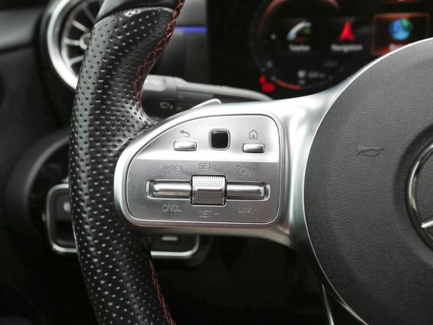 Mercedes-Benz A 250 e Limousine AMG Night Navi Panorama Kamera Mercedes-Benz A 250 e Limousine AMG Night Navi Panorama Kamera