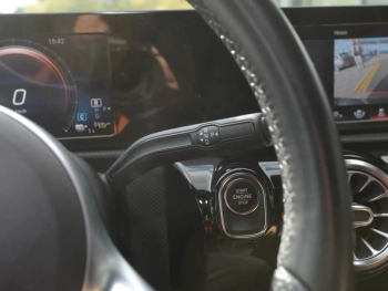 Mercedes-Benz A 250 e Limousine AMG Night MBUX Paket Kamera