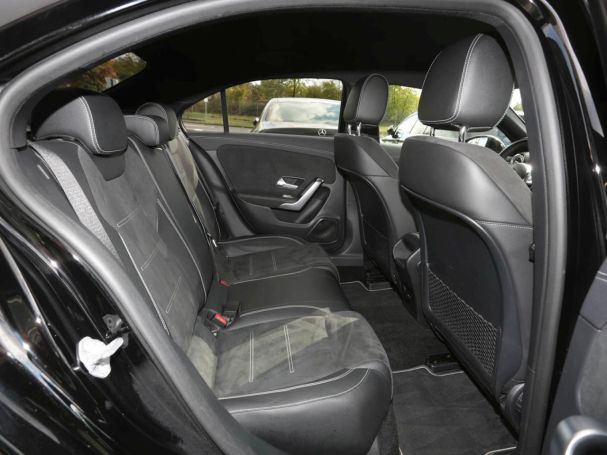 Mercedes-Benz A 250 e Limousine AMG Night MBUX Paket Kamera Mercedes-Benz A 250 e Limousine AMG Night MBUX Paket Kamera