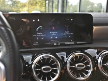 Mercedes-Benz A 250 e Limousine AMG Night MBUX Paket Kamera Mercedes-Benz A 250 e Limousine AMG Night MBUX Paket Kamera