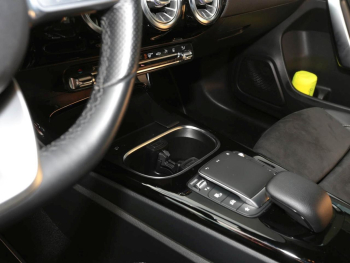 Mercedes-Benz A 250 e Limousine AMG Night MBUX Paket Kamera