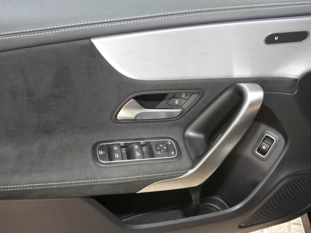 Mercedes-Benz A 250 e Limousine AMG Night MBUX Paket Kamera