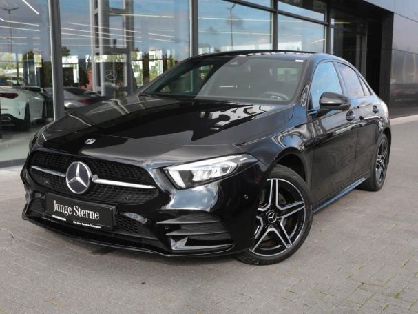Mercedes-Benz A 250 e Limousine AMG Night MBUX Paket Kamera