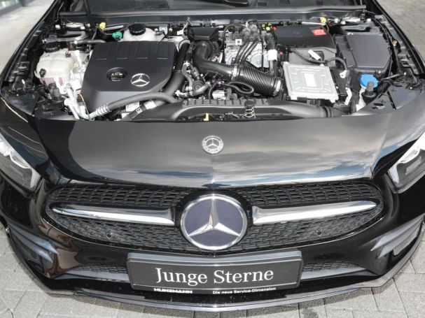 Mercedes-Benz A 250 e Limousine AMG Night MBUX Paket Kamera Mercedes-Benz A 250 e Limousine AMG Night MBUX Paket Kamera
