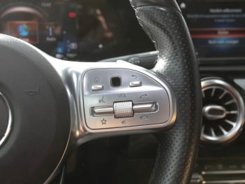 Mercedes-Benz A 250 e Limousine AMG Night MBUX Paket Kamera Mercedes-Benz A 250 e Limousine AMG Night MBUX Paket Kamera