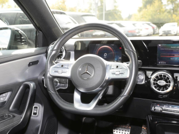 Mercedes-Benz A 250 e Limousine AMG Night MBUX Paket Kamera