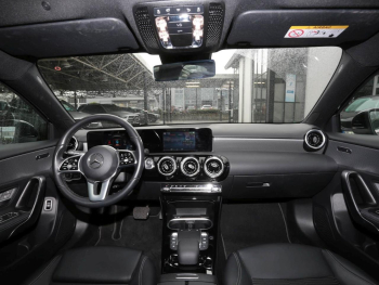 Mercedes-Benz A 250 e Limousine Progressive Navi Kamera AHK