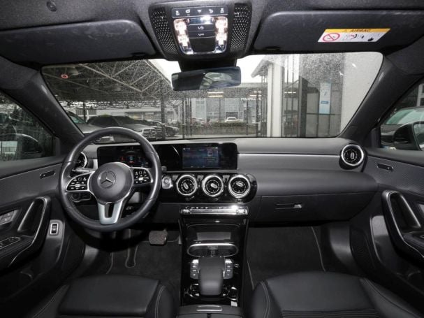 Mercedes-Benz A 250 e Limousine Progressive Navi Kamera AHK