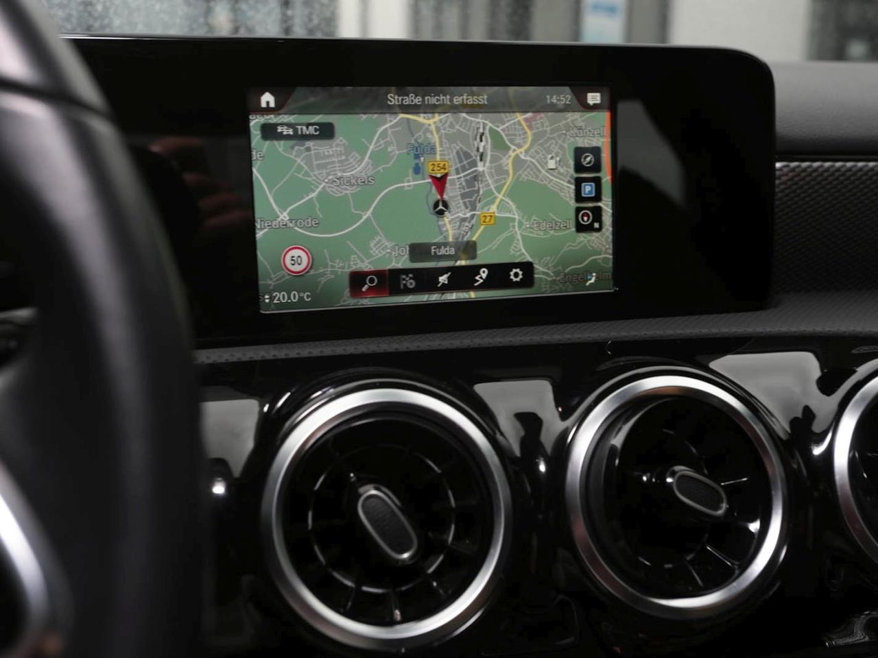 Mercedes-Benz A 250 e Limousine Progressive Navi Kamera AHK