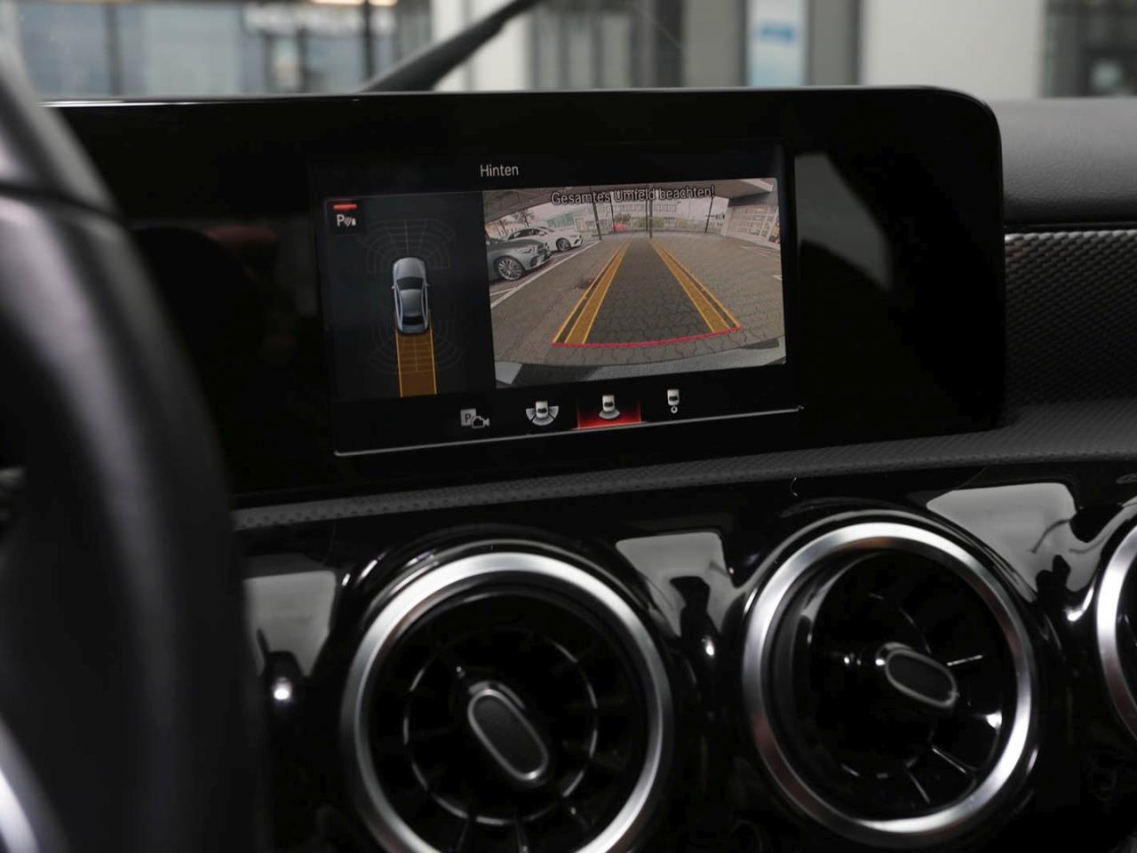 Mercedes-Benz A 250 e Limousine Progressive Navi Kamera AHK