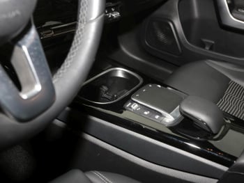 Mercedes-Benz A 250 e Limousine Progressive Navi Kamera AHK