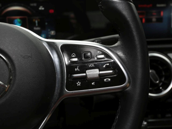 Mercedes-Benz A 250 e Limousine Progressive Navi Kamera AHK