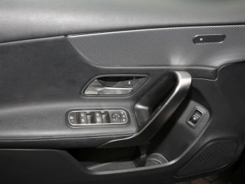Mercedes-Benz A 250 e Limousine Progressive Navi Kamera AHK