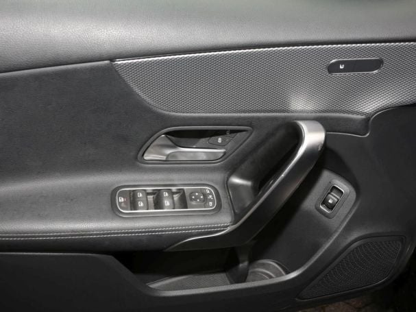 Mercedes-Benz A 250 e Limousine Progressive Navi Kamera AHK