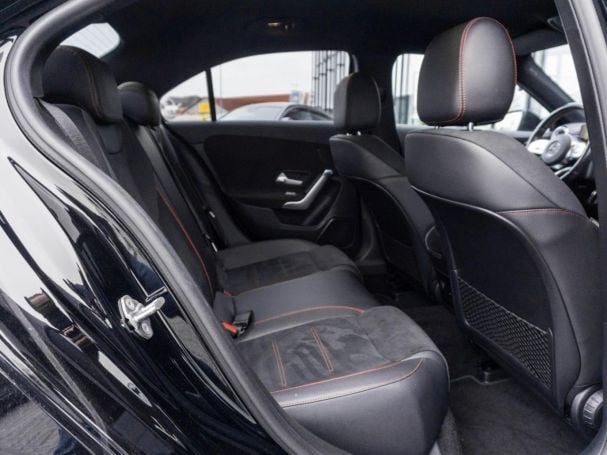 Mercedes-Benz A 250 e Limousine AMG Night MBUX Navi Kamera