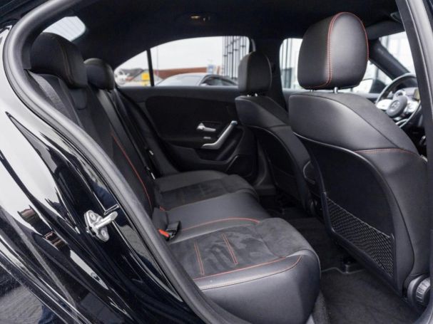 Mercedes-Benz A 250 e Limousine AMG Night MBUX Navi Kamera