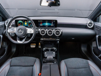Mercedes-Benz A 250 e Limousine AMG Night MBUX Navi Kamera