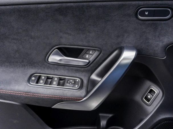 Mercedes-Benz A 250 e Limousine AMG Night MBUX Navi Kamera