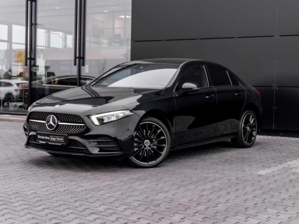 Mercedes-Benz A 250 e Limousine AMG Night MBUX Navi Kamera