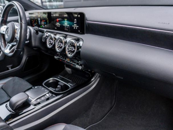 Mercedes-Benz A 250 e Limousine AMG Night MBUX Navi Kamera