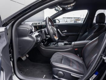 Mercedes-Benz A 250 e Limousine AMG Night MBUX Navi Kamera