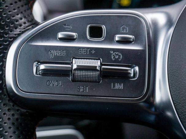 Mercedes-Benz A 250 e Limousine AMG Night MBUX Navi Kamera