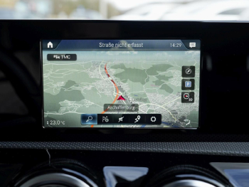 Mercedes-Benz A 250 e Limousine AMG Night Panorama Spur-Paket